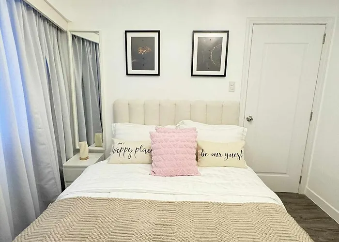 Fully Equipped Premium One Bedroom In Quezon Apartamento *